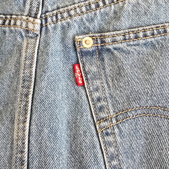 Levi Notch Skirt Light Wash Sz 29 Pre-Owned - Picture 8 of 8